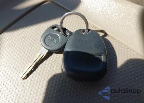 2002 GMC Sierra 1500Hd Sle z USA, uszkodzony, nr VIN 1GTGC13U62F152648